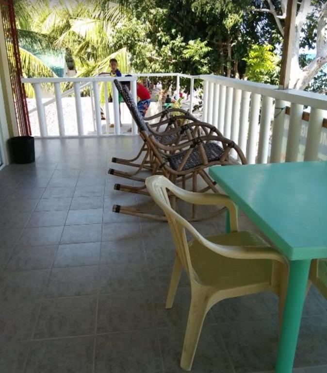 Anton'S Beach Resort Oslob Esterno foto
