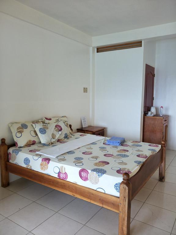 Anton'S Beach Resort Oslob Esterno foto
